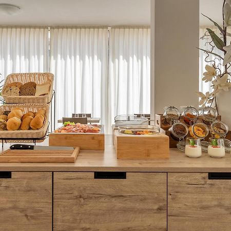 Hotel Carmen Riccione Zewnętrze zdjęcie