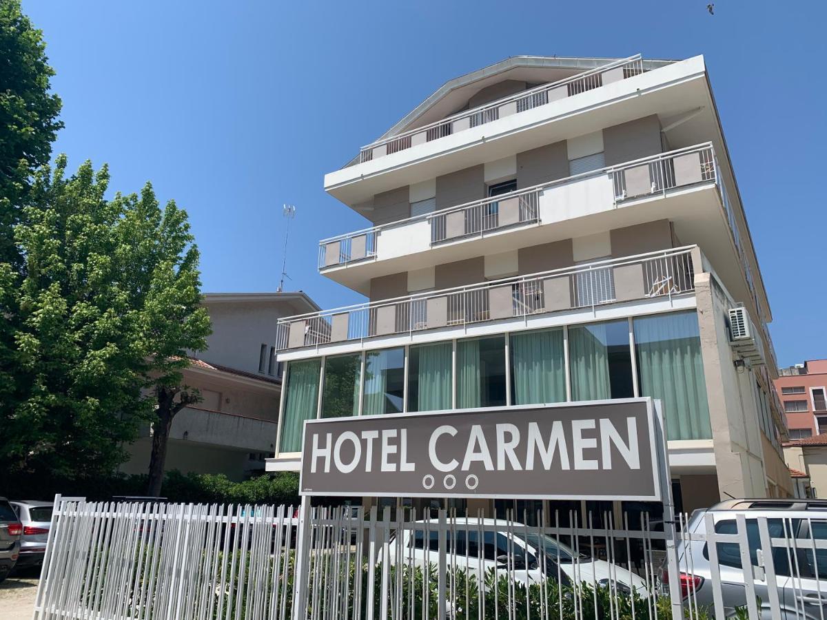 Hotel Carmen Riccione Zewnętrze zdjęcie