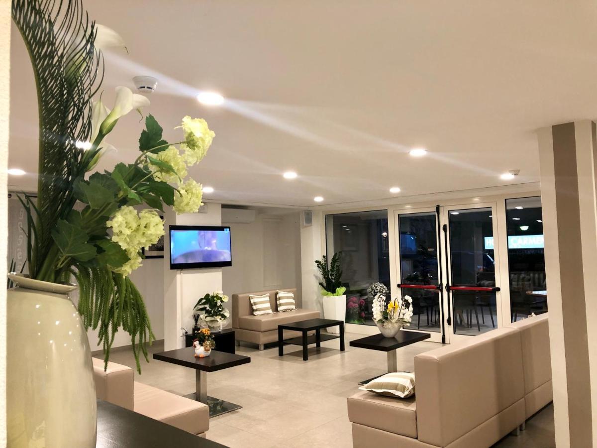 Hotel Carmen Riccione Zewnętrze zdjęcie